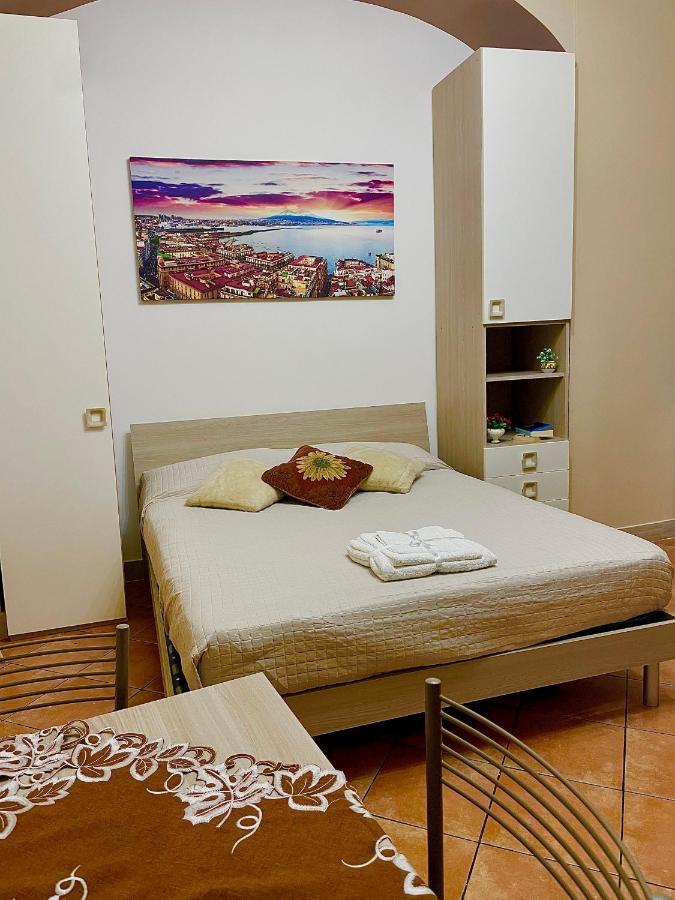 Materday Apartment Naples Exterior photo